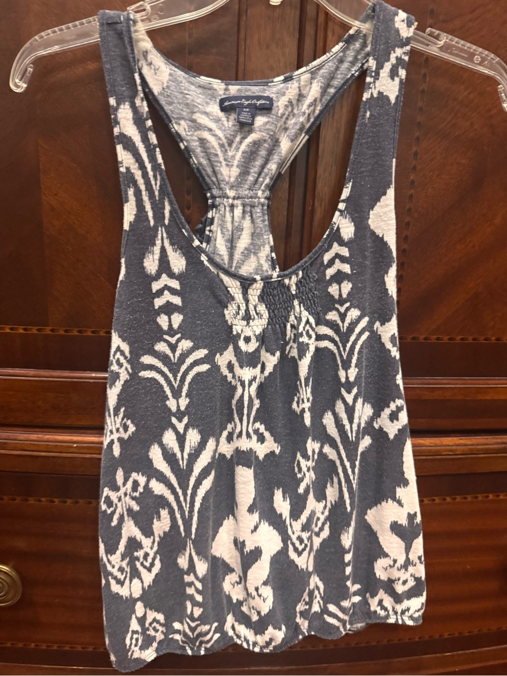 American Eagle Outfitters Blue and White Patterned Racerback Tank